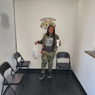 She double checked her bag 2xs to make sure she had Dat Turkey Neck Plate