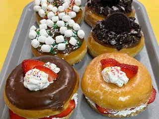 Orosi Donuts