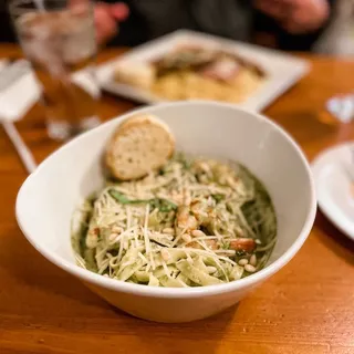 Pesto Shrimp Trenette