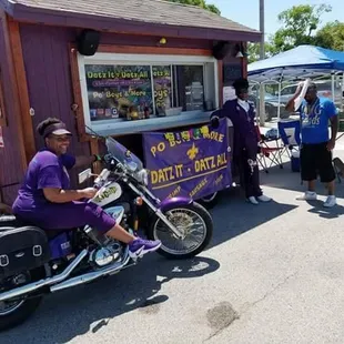 Its was a Purple Thang at 1st Annual Eastside Foodtruck Fest