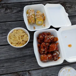 Buffalo cauliflower, street corn and mac n cheese!