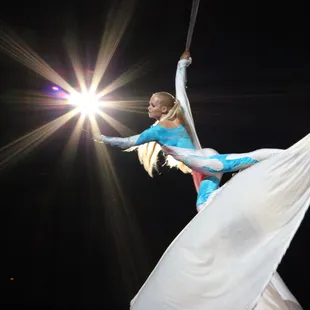 Angela of Davangie performing an aerial silk duet at the Moscow International Circus