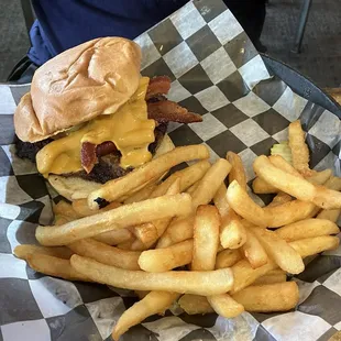 Burger Dave and Amy Burger