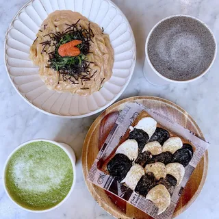 Vegan Matcha Latte (Hot)