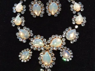 Tulip's Antiques & Consignments