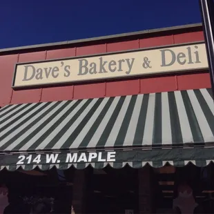 Dave's Deli..