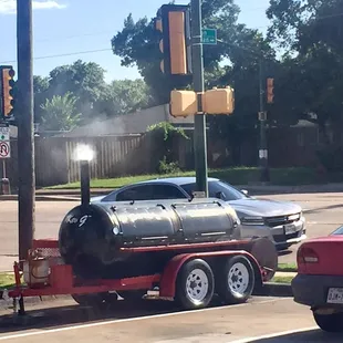 That's real smoke!!!! How many establishments do this?