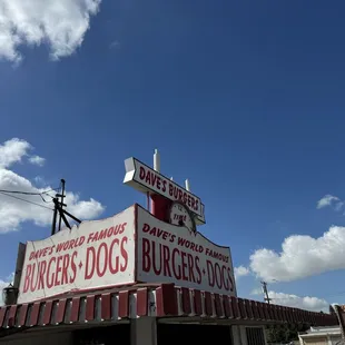 Exterior Atlantic &amp; Wardlow