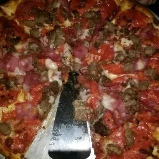 Large NY style all-meat pizza.