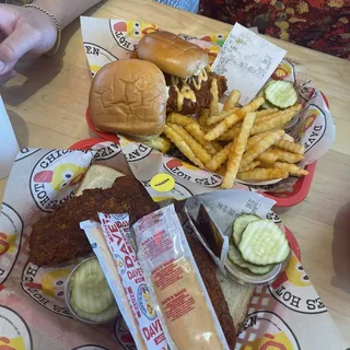 Cauli Dave's #3 1 Cauli Tender & 1 Cauli Slider w/ Fries