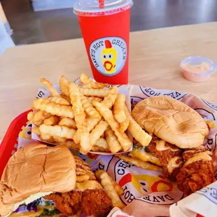 #Dave's #2 2 Sliders w/ Fries