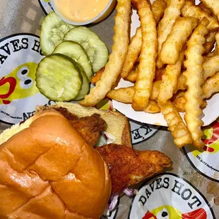 Dave&apos;s #4 1 Slider with Fries