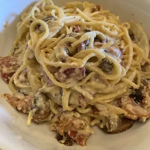 Spaghetti Carbonara with Mushrooms