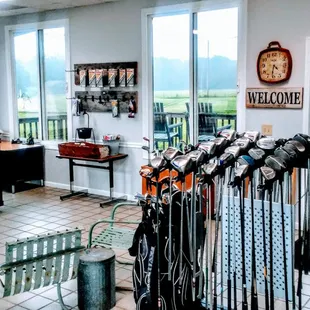 Courtesy clubs for all ages at no charge!