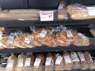 Apples Grocery Store