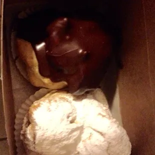 Cream puffs