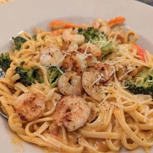 Shrimp linguine pasta bowl. Nice flavors. Dave's