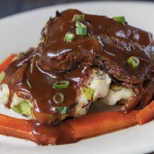 Short Ribs &amp; Squeak Griddle Cakes--BFF had this and although I never heard of "squeak" it was AMAZING!