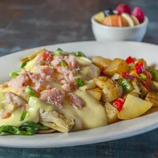 Old Charleston Shrimp + Cheesy Grits Bowl--the skillet potatoes were to DIE FOR!