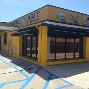 Wide selection &amp; knowledgeable staff.