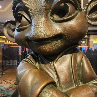 Statue of the alien he spends half of the show talking with. March 2023