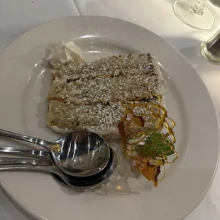 Italian cream cake