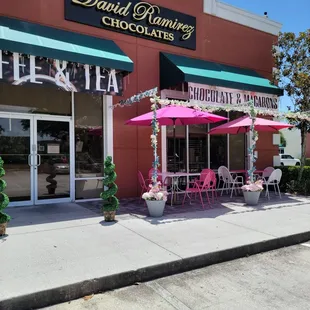 Pretty in Pink outside seating