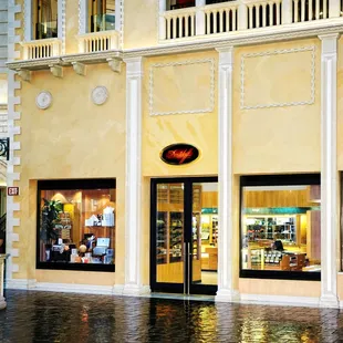 Located in the Grand Canal Shoppes inside the Venetian Resort, Hotel &amp; Casino.