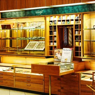 Along with a wide selection of cigars we offer a great deal on Men's accessories.