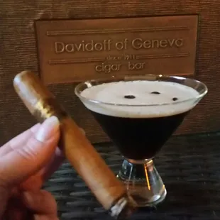 Trying out Davidoff of Geneva Cigar Lounge in Las Vegas for the first time.