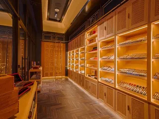 Eight Humidor