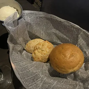 Bread and butter (complimentary)