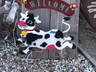 Sunflower Mercantile Of Barnes