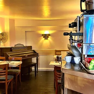 Inside seating and piano