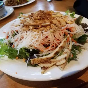 Vietnamese Lemongrass Chicken Rice Noodle Salad