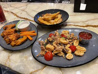 Lobby Bar at David's