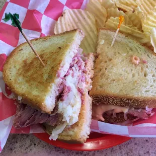 Grilled Rye bread, sauerkraut and thousand island dressing were decent- but not great. I&apos;d eat lunch here from time to time.