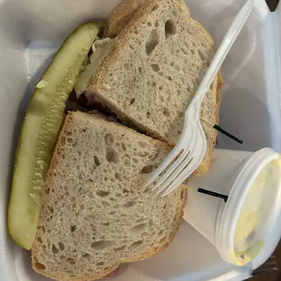Dinty Moore Sandwich
