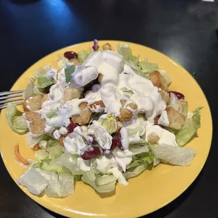 The house salad was on point I smothered it with blue cheese dressing (not my picture) my salad lot bigger