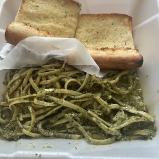Pesto Spaghetti