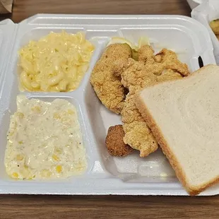 Fried catfish plate with cream corn and mac&amp;cheese