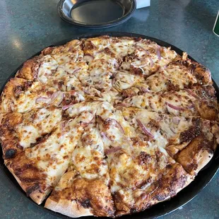 BBQ chicken pizza