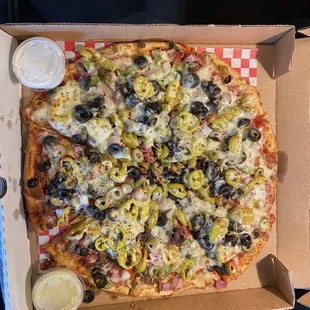Signature 14&quot; Masterpiece Pizza
