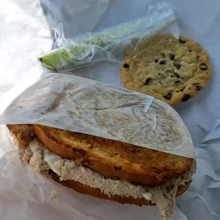 Tuna melt