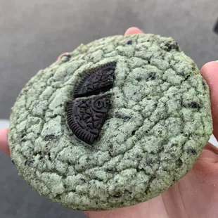Mint Oreo Cookie