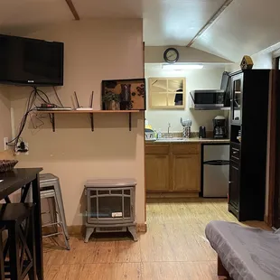 Overview of the kitchen/living area.