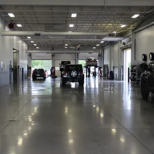 Davis-Moore Chrysler Dodge Jeep RAM Service Department.