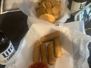 Armadillos Restaurant