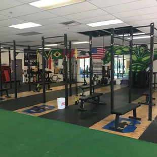 Great gym for students who are serious about weightlifting and don't want to deal with the ARC.
