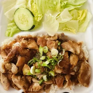 Chicken Plate w/ house salad dressing!